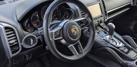Porsche Cayenne 2016
