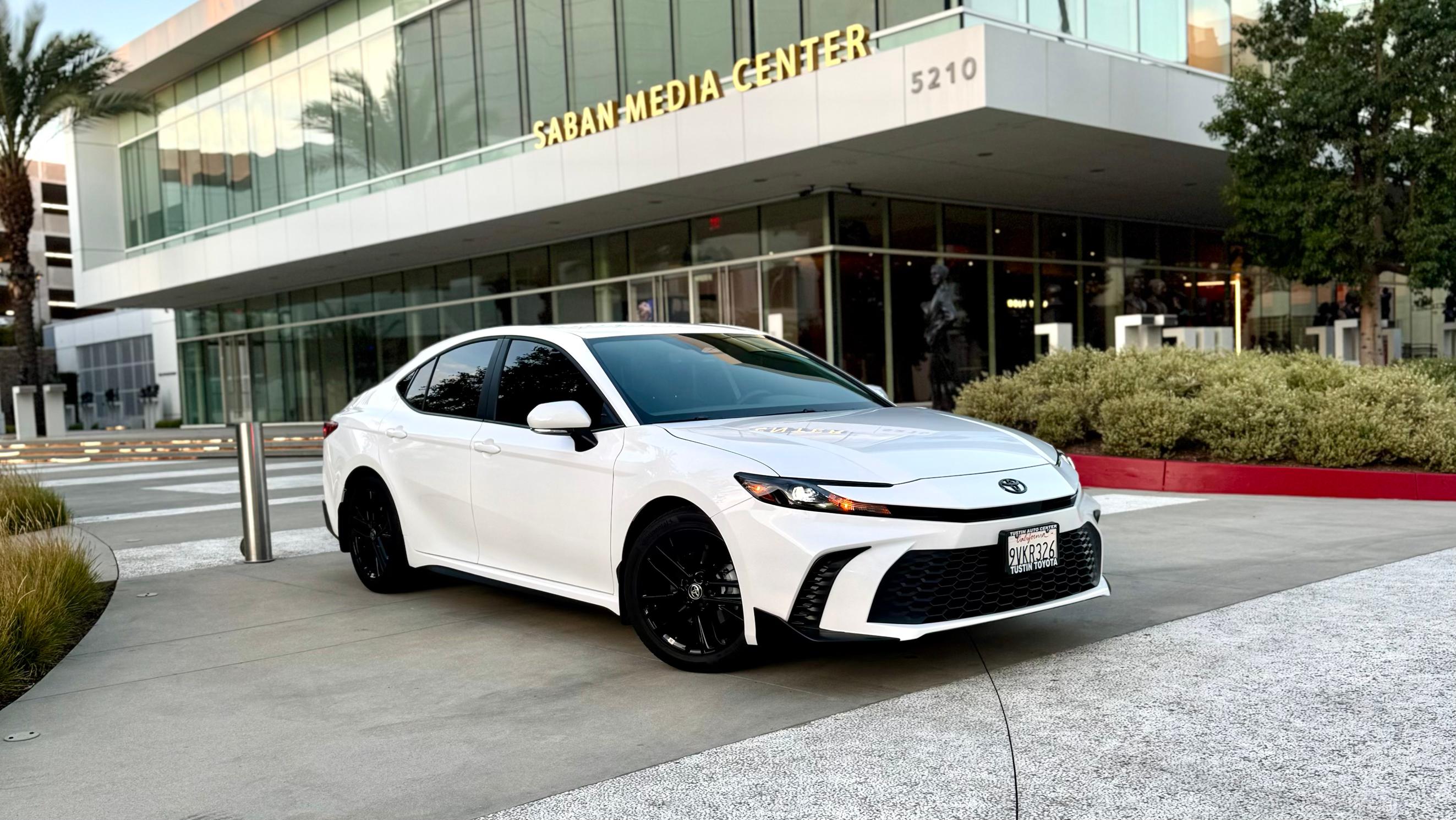 Toyota Camry Hybrid 2025 in 