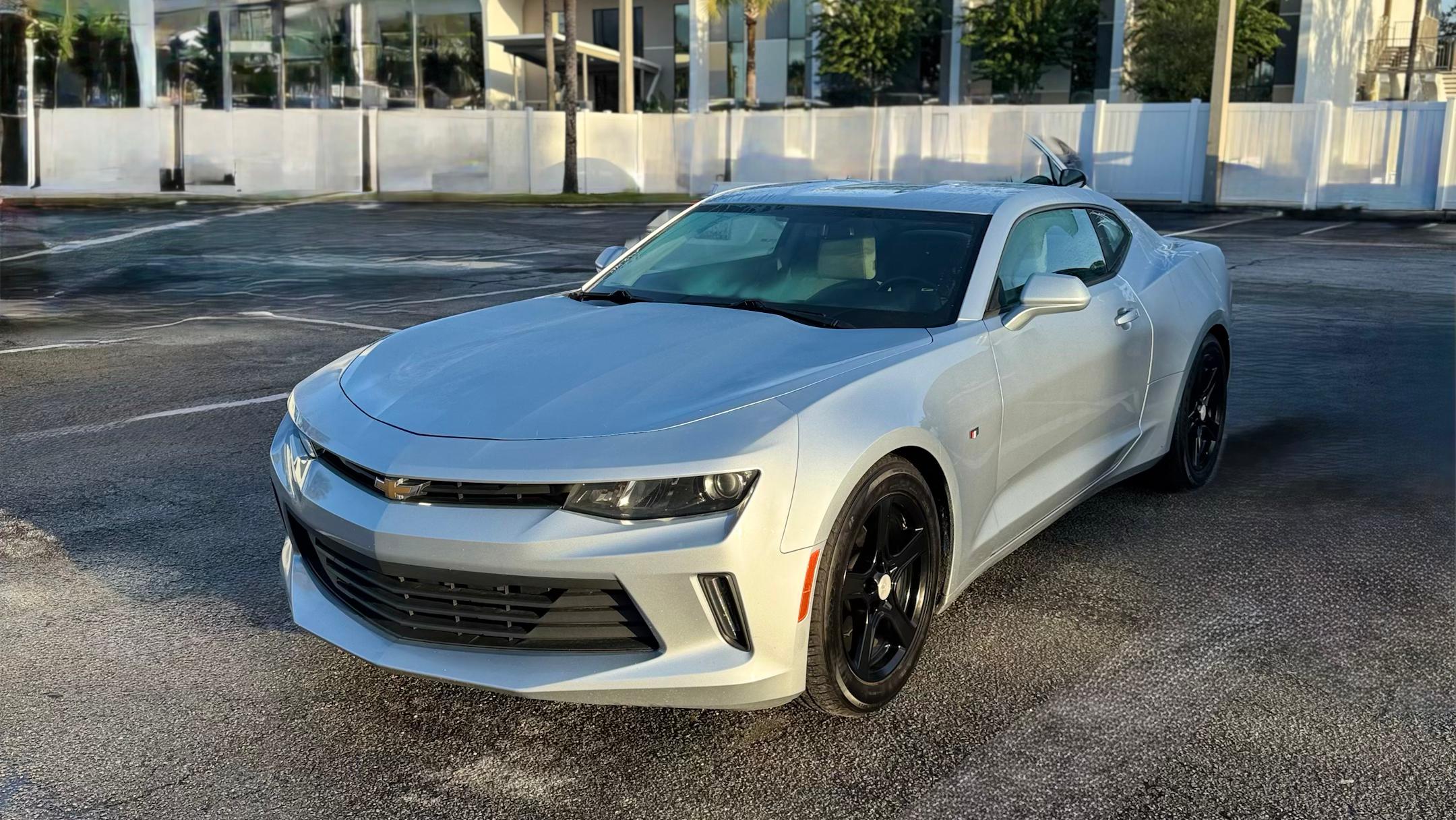 Chevrolet Camaro 2017 in 
