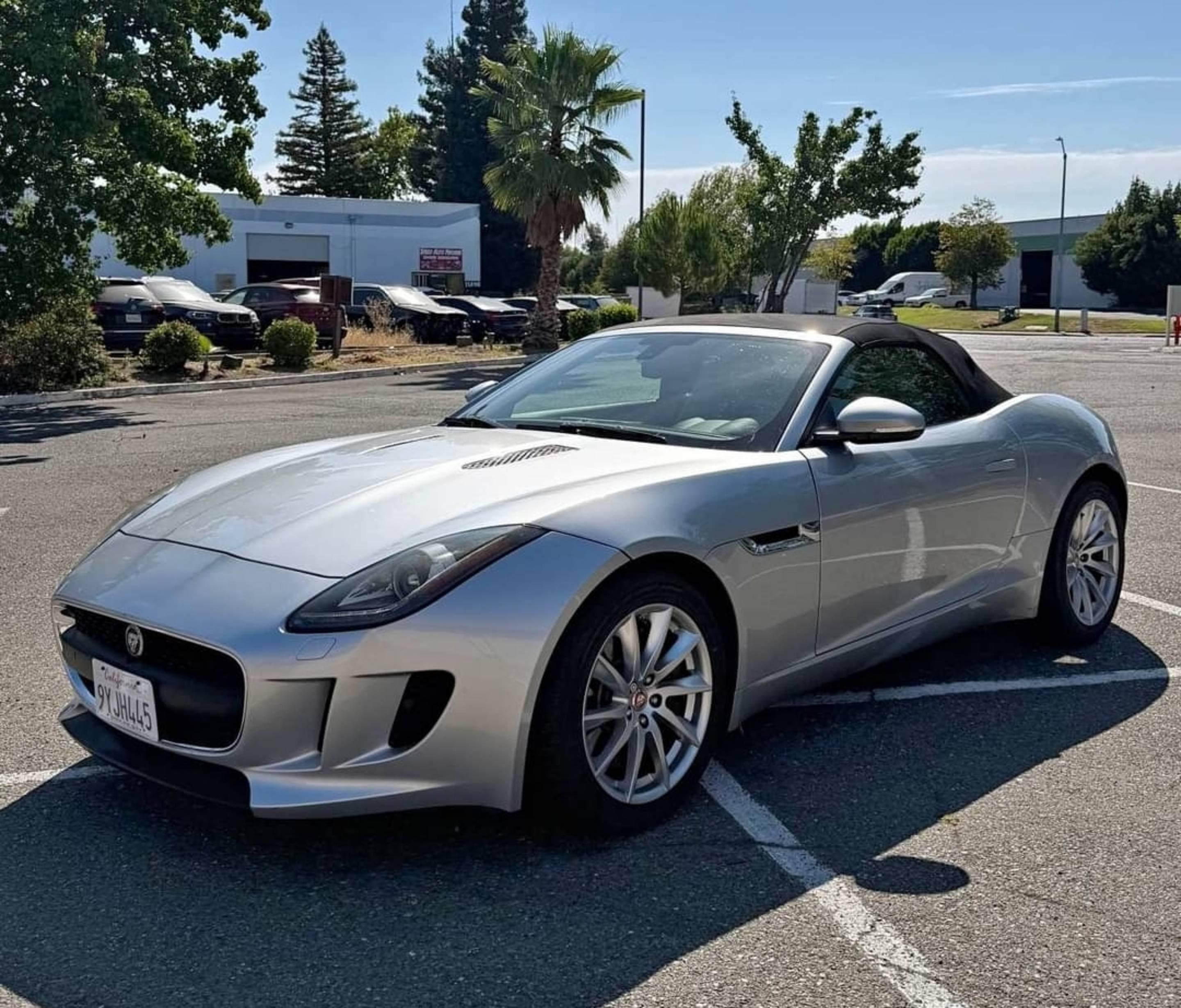 Jaguar F-TYPE 2016 in Hawthorne, CA