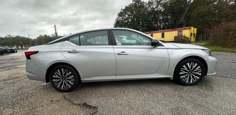 Nissan Altima 2024