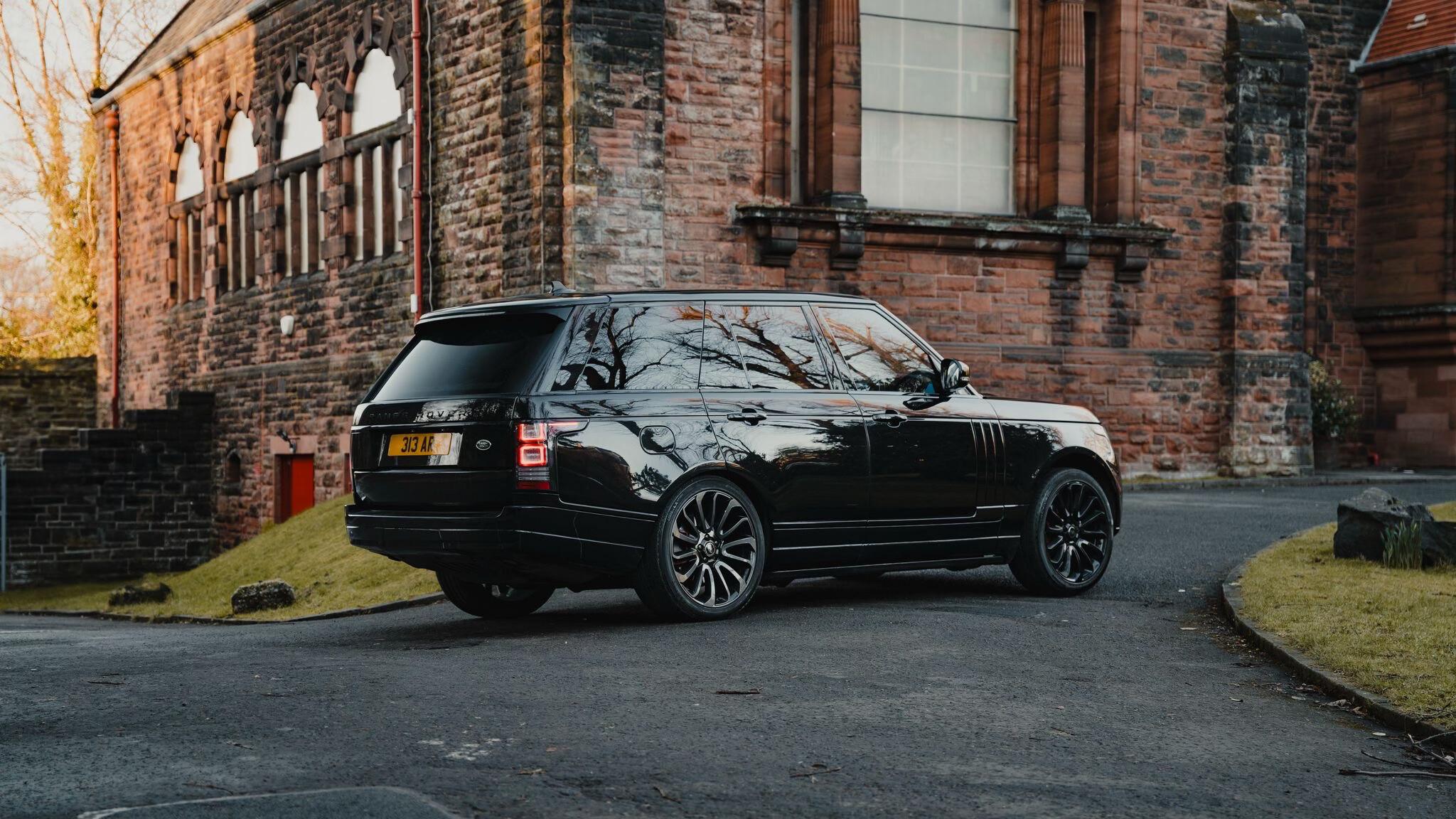 Land Rover Range Rover 2016 in Glasgow
