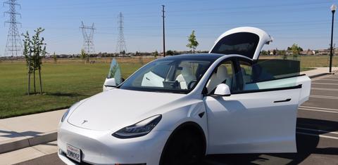 Tesla Model Y 2023