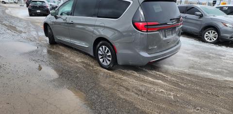 Chrysler Pacifica 2022