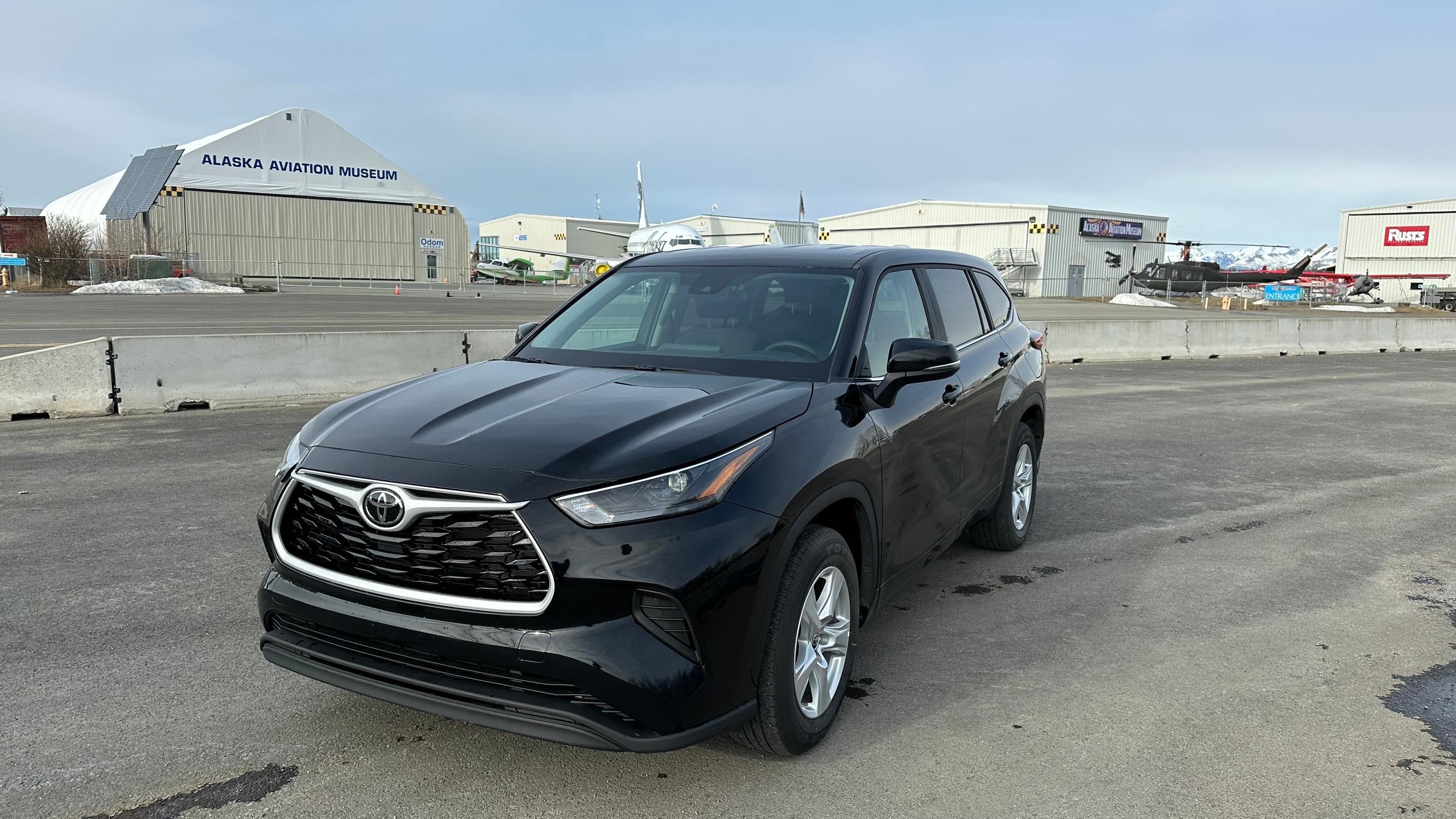 Toyota Highlander 2023 rental in Anchorage, AK by Roman G. Turo