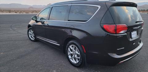 Chrysler Pacifica 2017