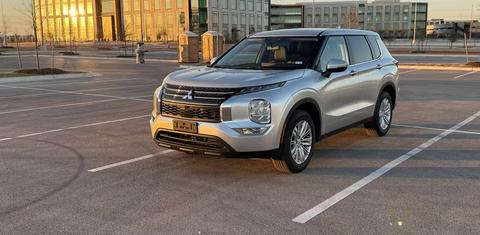 Mitsubishi Outlander 2024