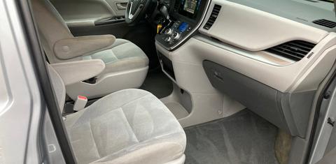 Toyota Sienna 2015