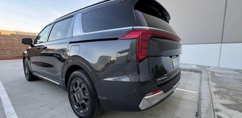 Kia Carnival Hybrid 2025