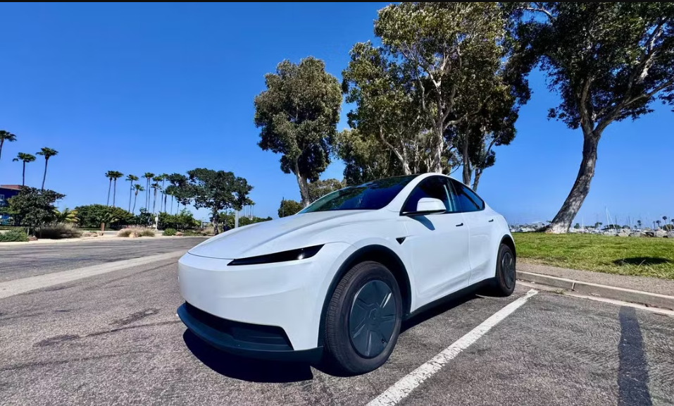 Tesla Model Y 2026 in San Diego, CA