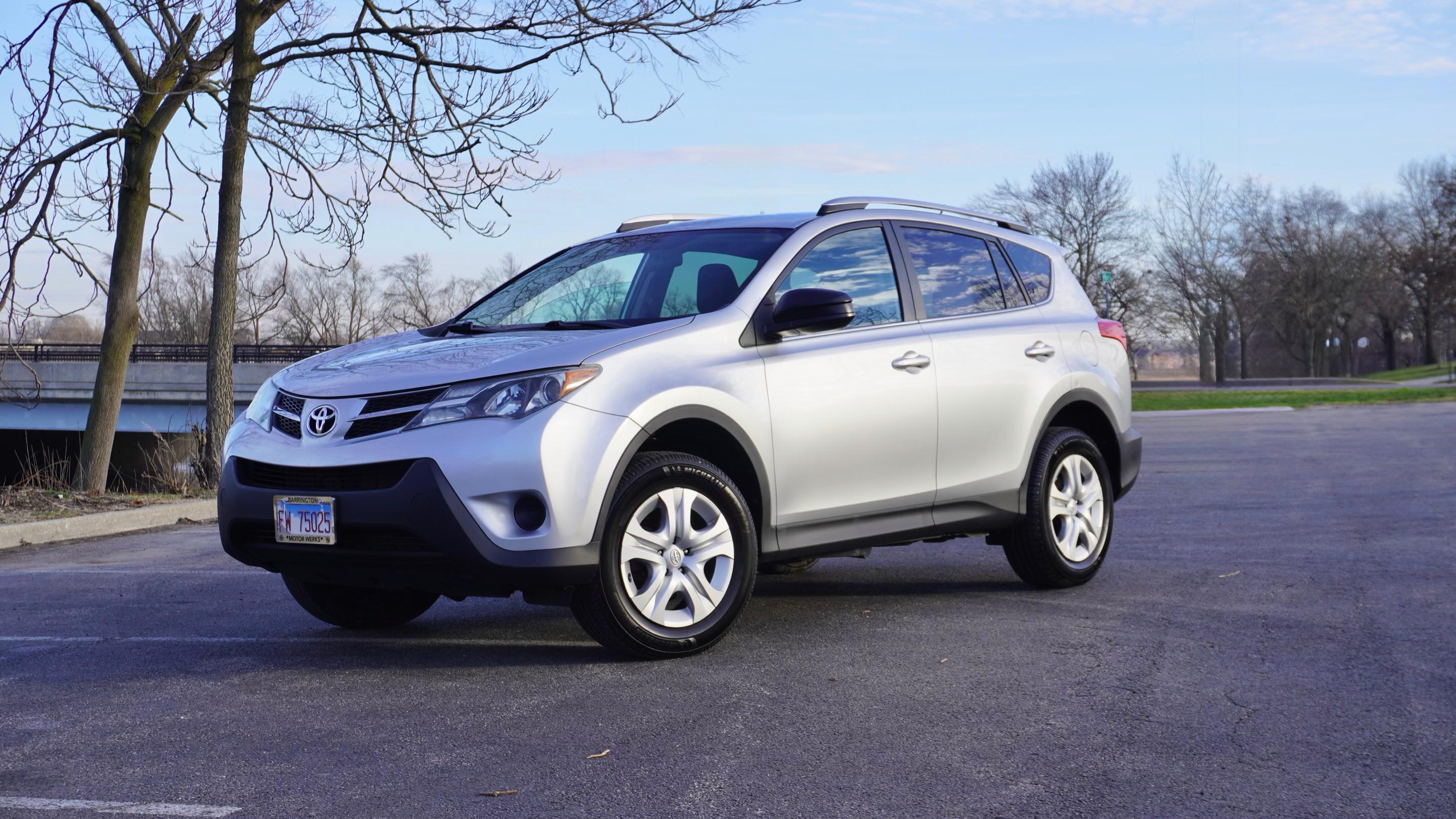 Toyota RAV4 2014 in Aurora, IL