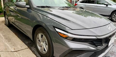 Hyundai Elantra 2024