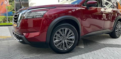 Nissan Pathfinder 2024