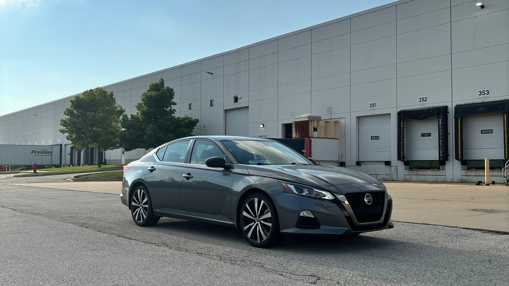 Nissan Altima 2022 in St. Charles, IL