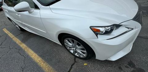 Lexus IS 2016
