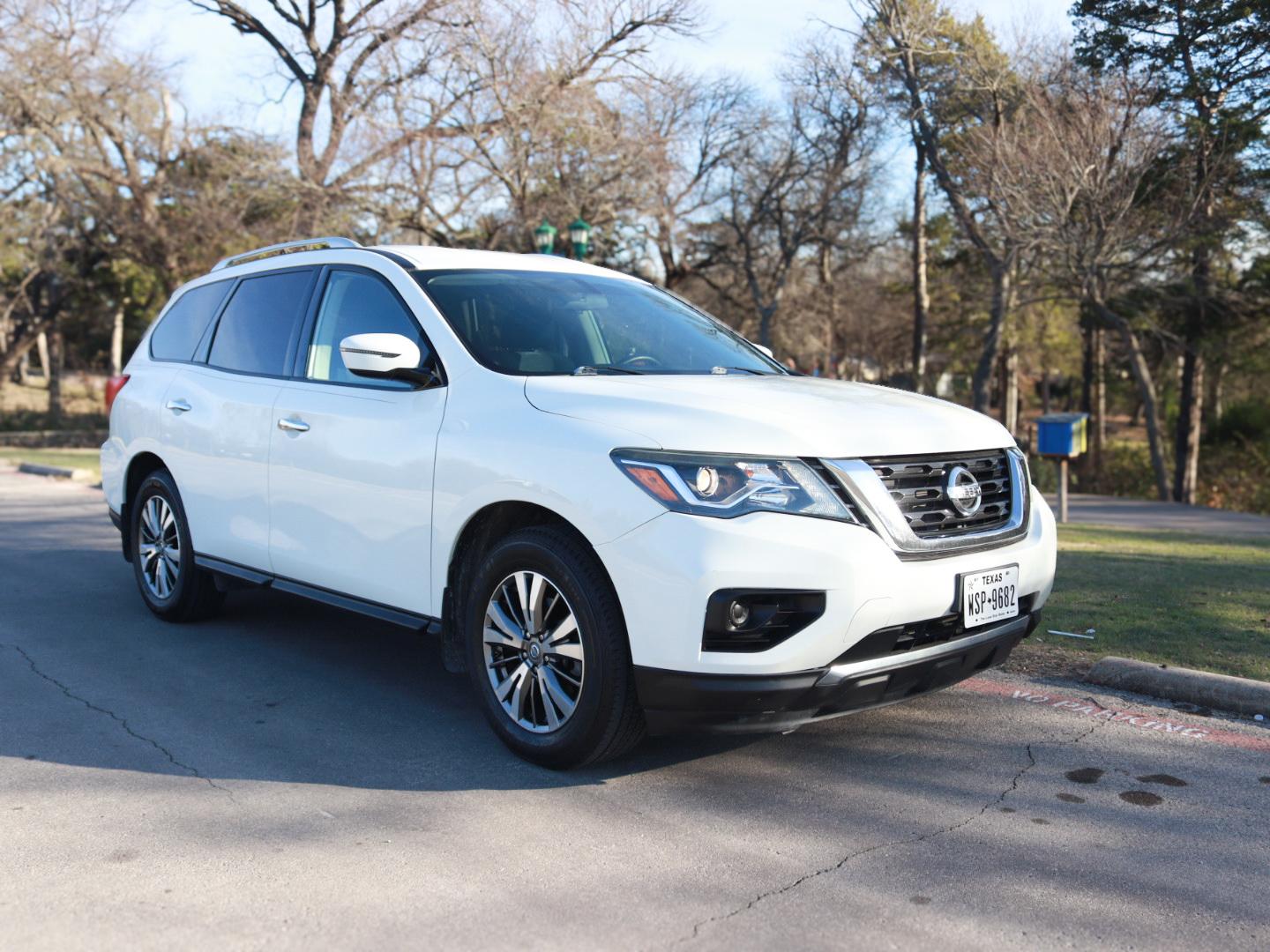 Nissan Pathfinder 2018 in Duncanville, TX