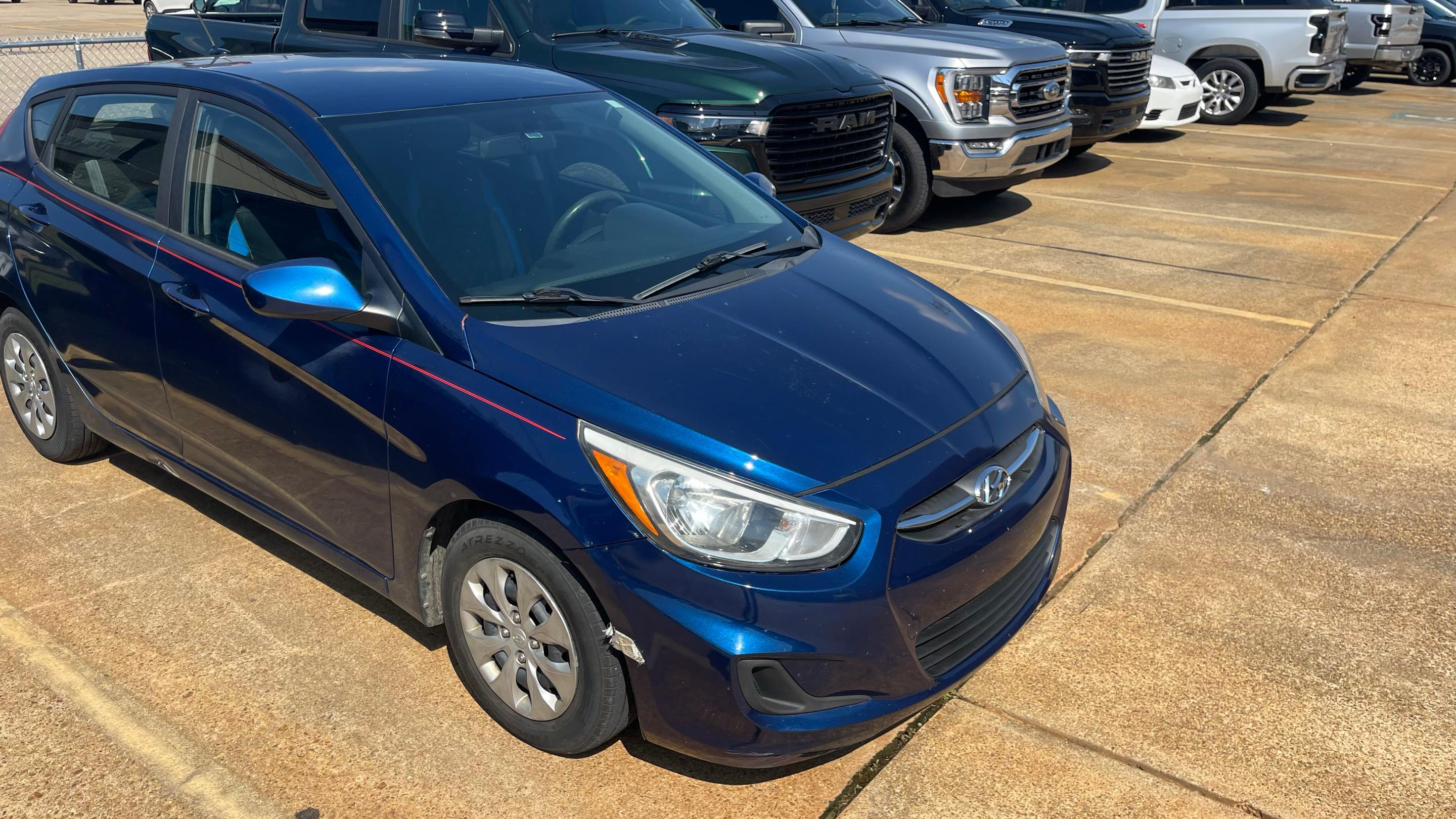 Hyundai Accent 2017 in Hessmer, LA