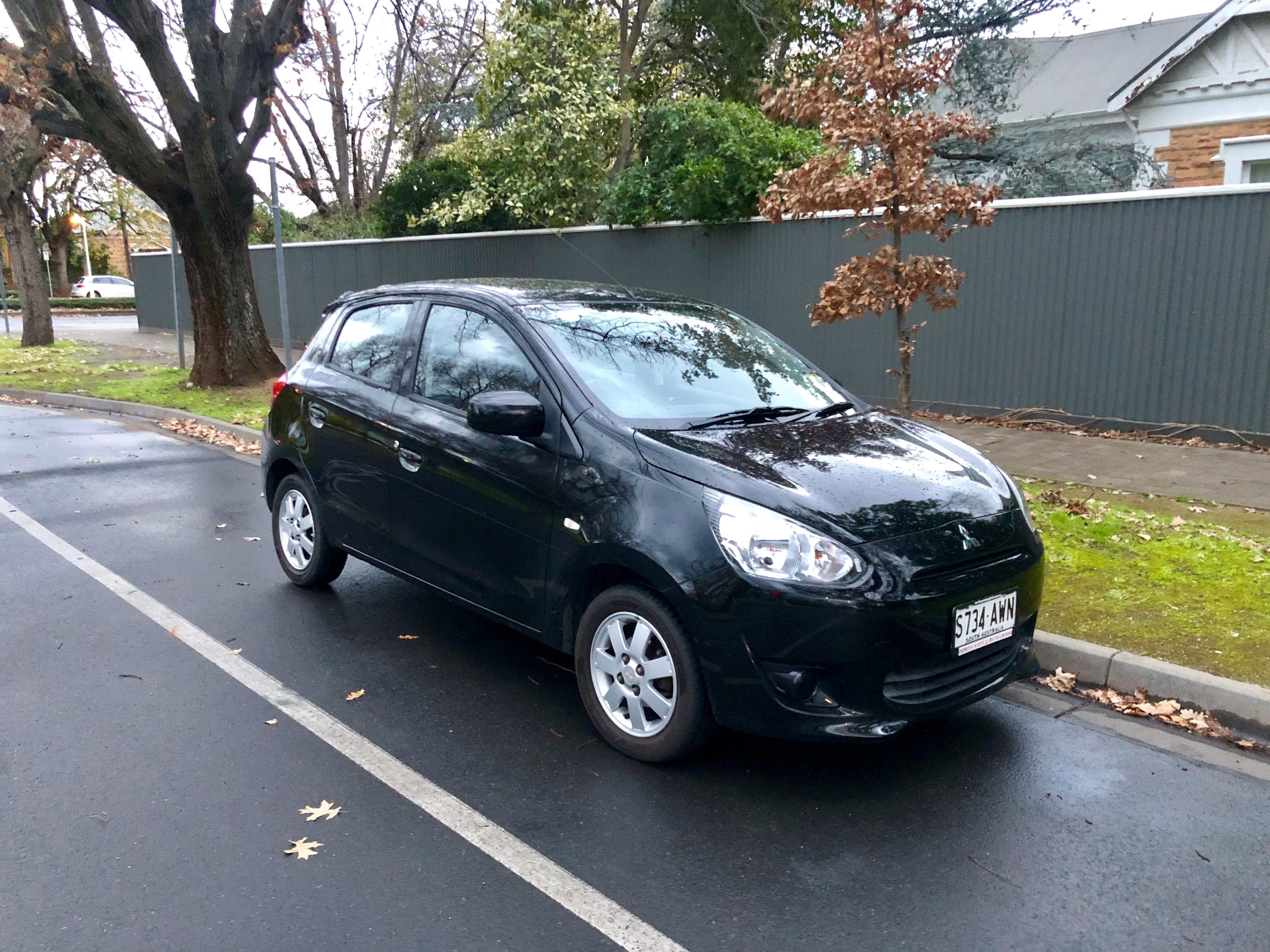 Mitsubishi MIRAGE 2013 in Saint Peters