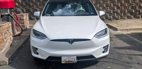 Tesla Model X 2019