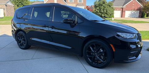 Chrysler Pacifica 2026