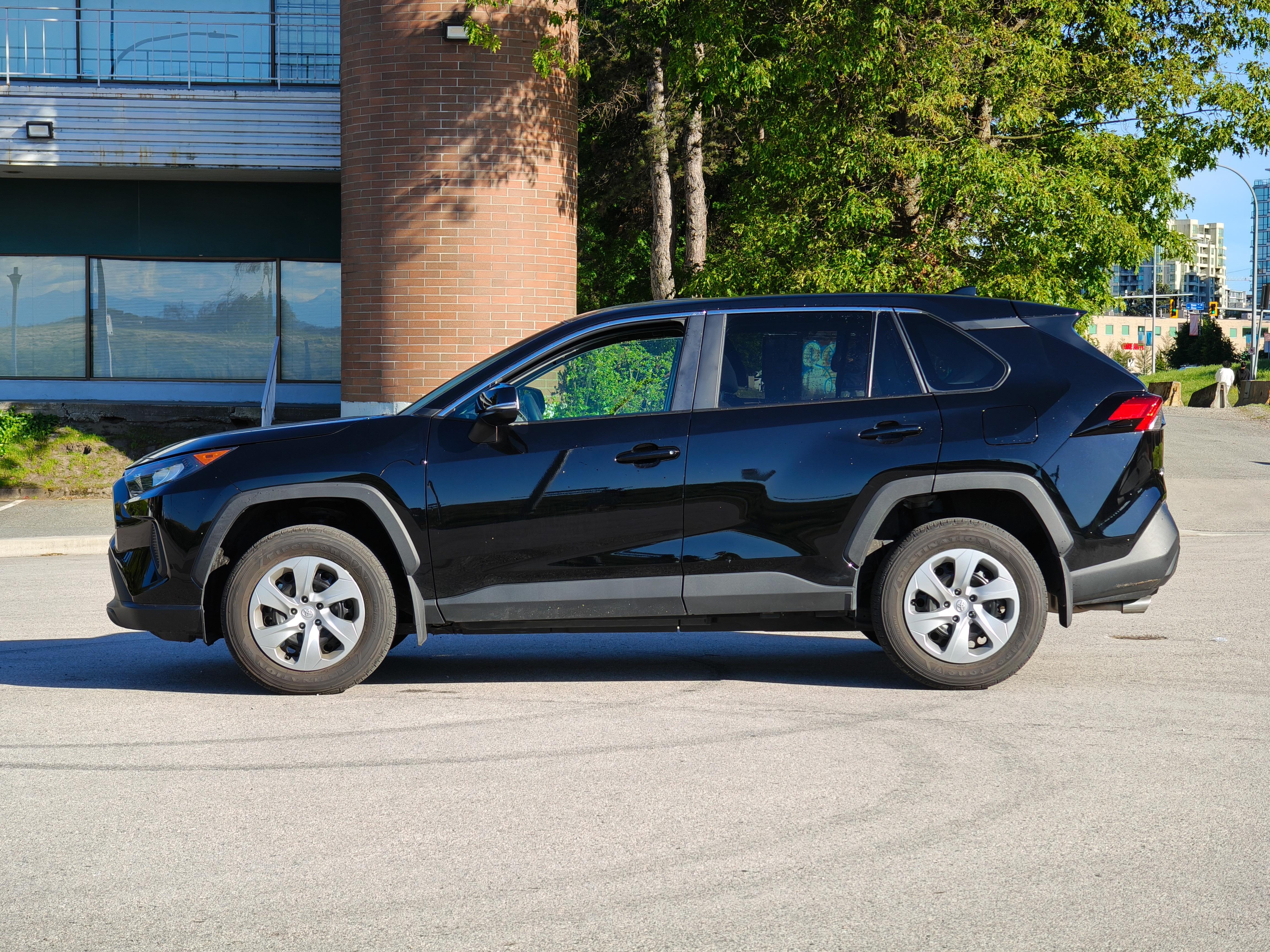 Toyota RAV4 2022 à Richmond, BC