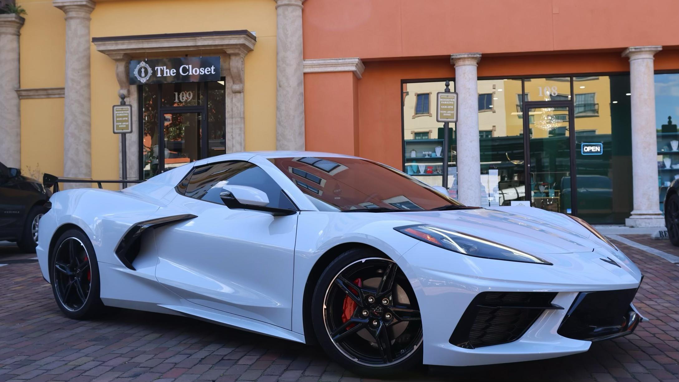 Chevrolet Corvette 2021 in 