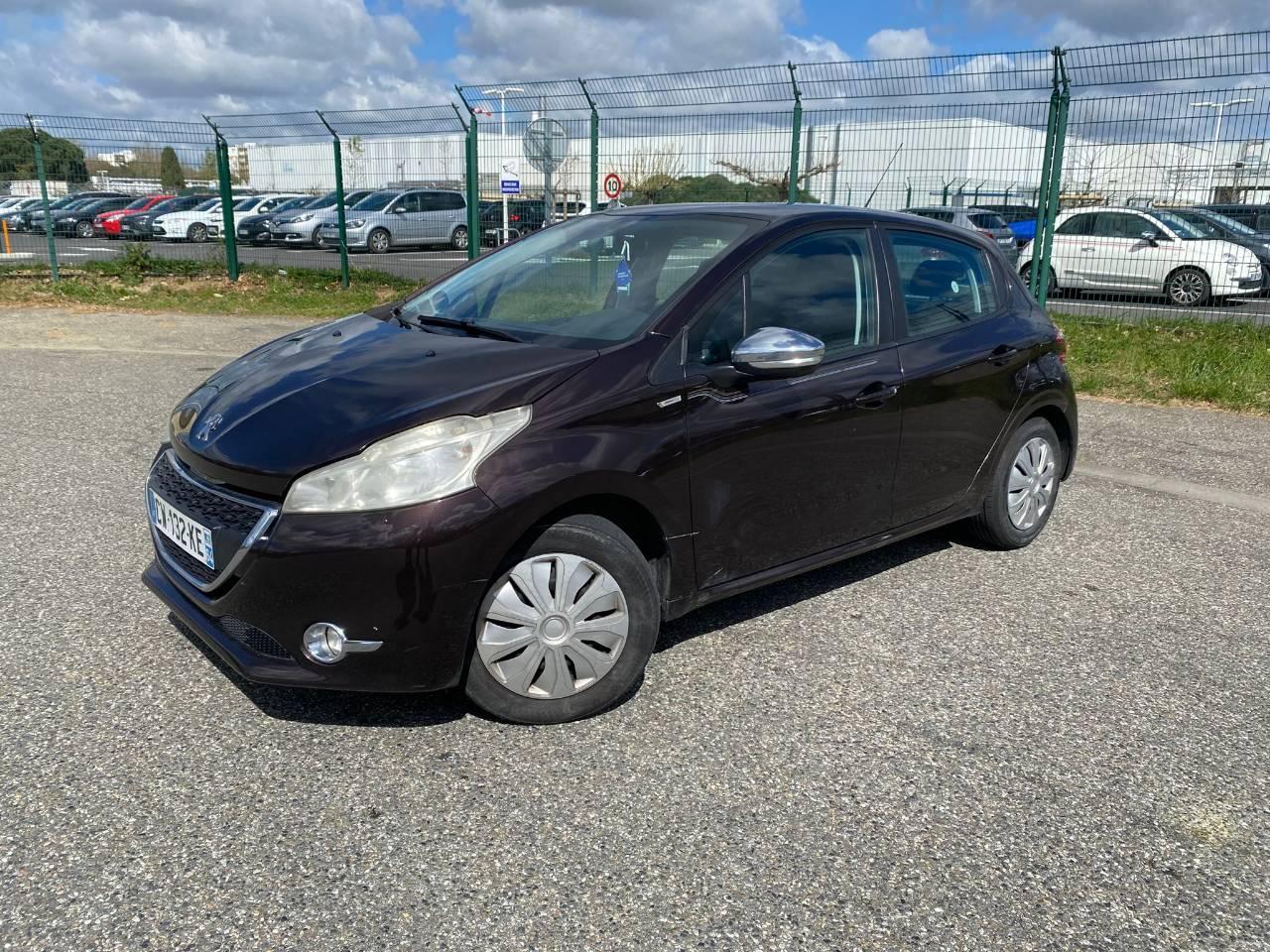 Peugeot 208 2013 in Toulouse