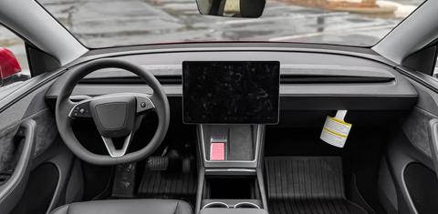 Tesla Model Y 2026