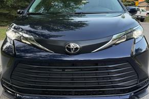 Toyota Sienna 2026 in Calgary