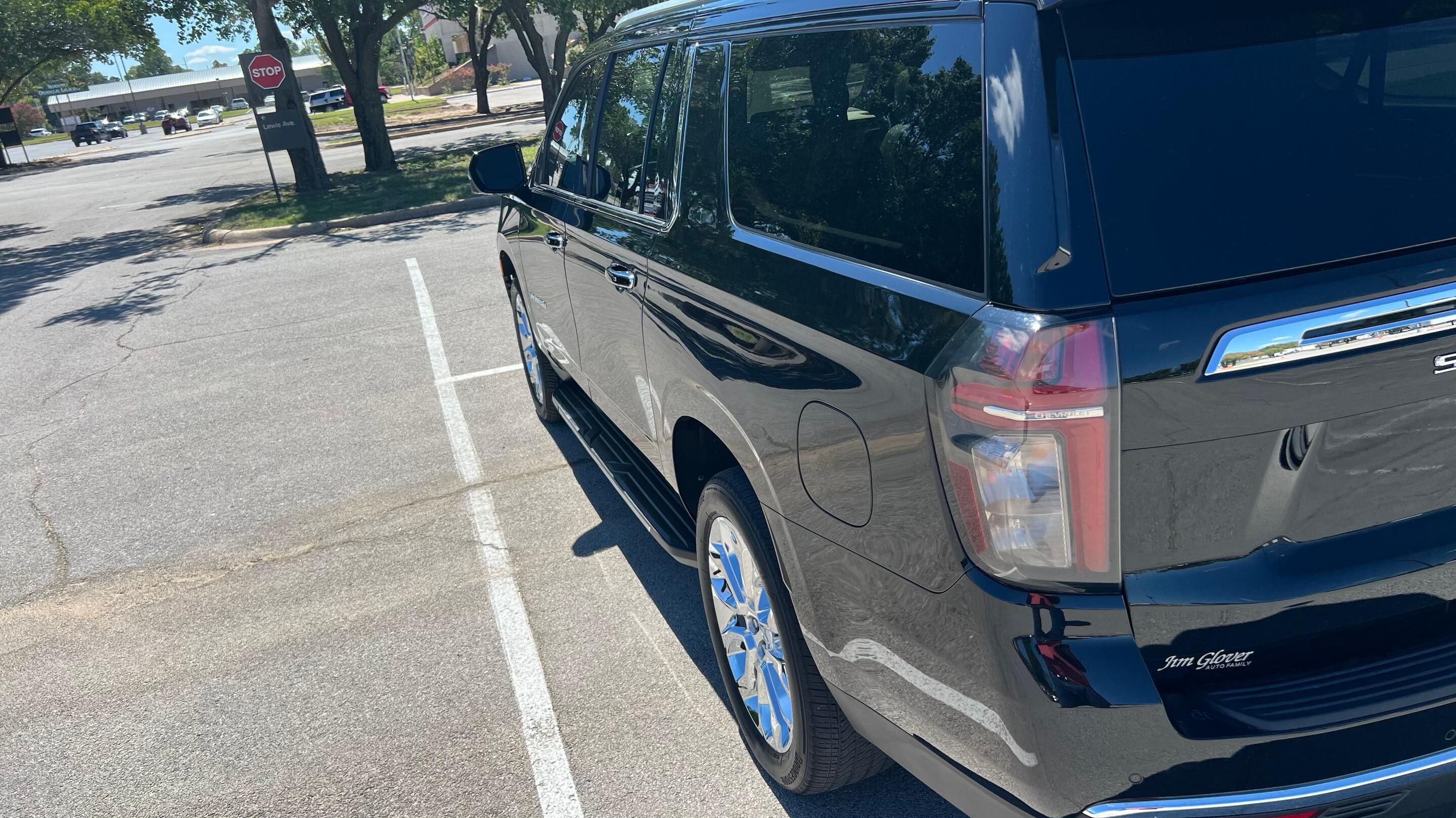 Chevrolet Suburban 2023 in Glenpool, OK