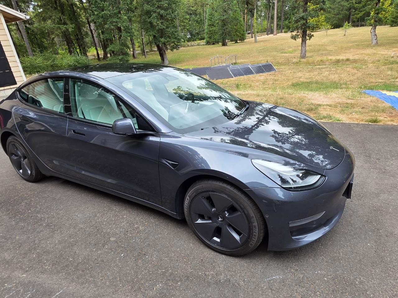 Tesla Model 3 2021 in Veneta, OR