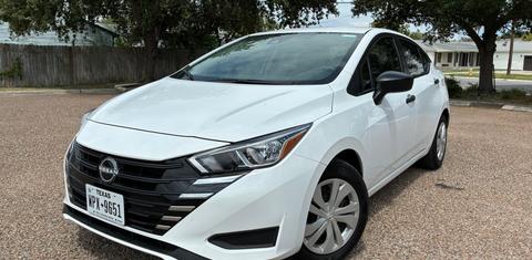 Nissan Versa 2024