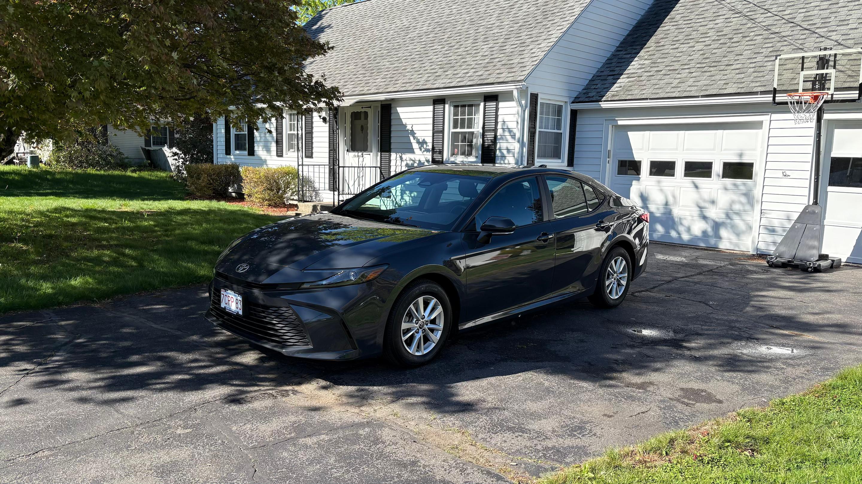 Toyota Camry Hybrid 2025 in Northampton, MA