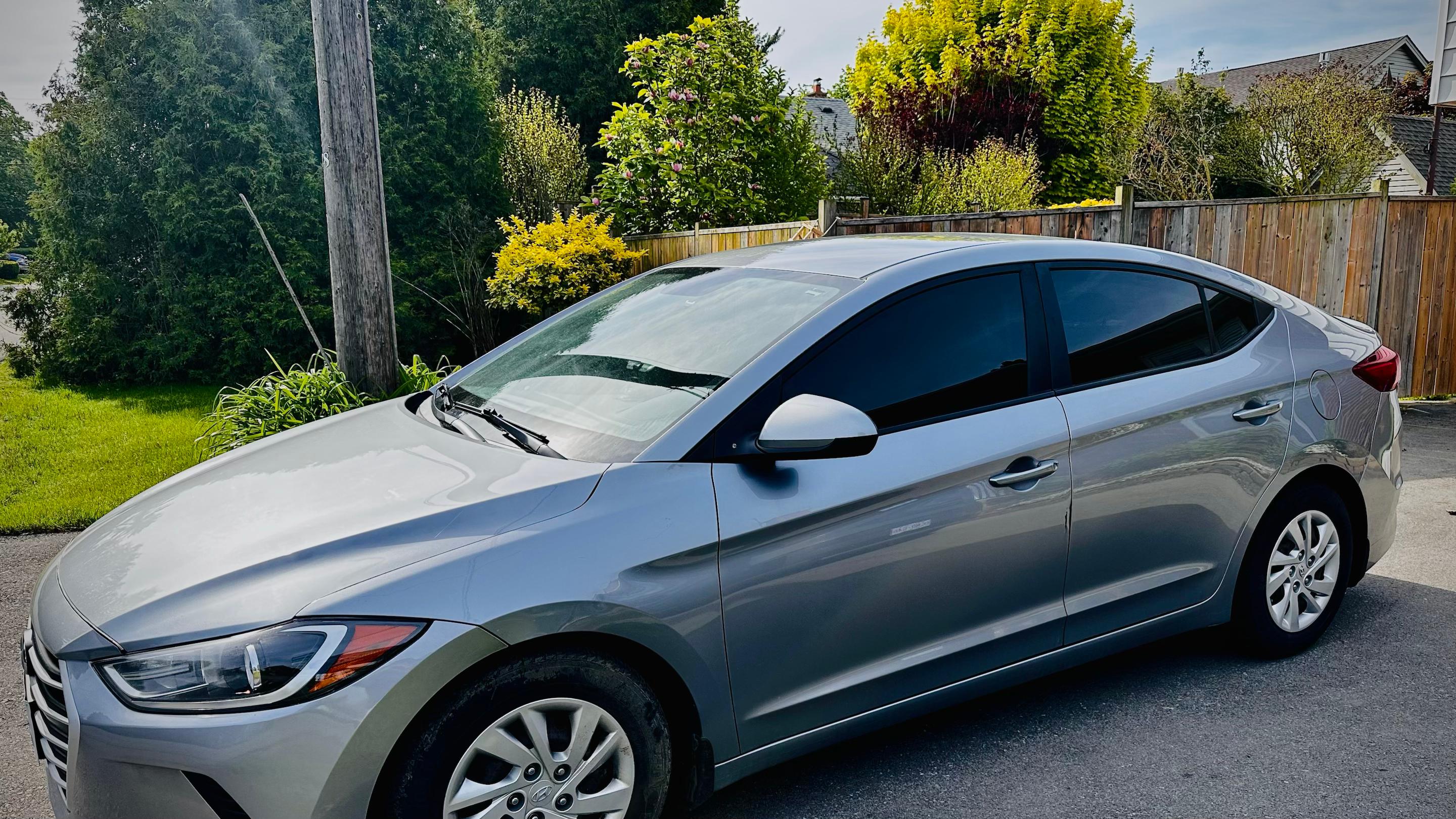 Hyundai Elantra 2017 à 