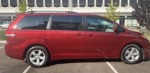 Toyota Sienna 2014
