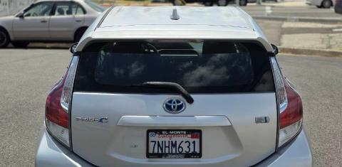 Toyota Prius c 2015