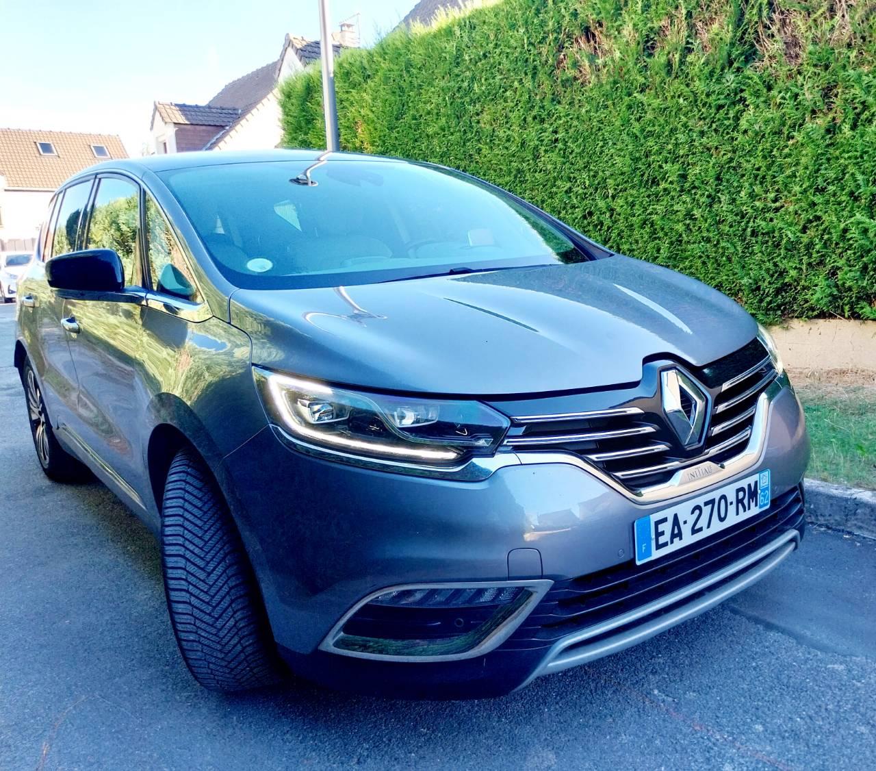 Renault ESPACE V 2016 à Cergy
