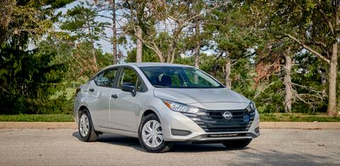 Nissan Versa 2024