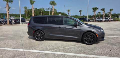 Chrysler Pacifica 2018