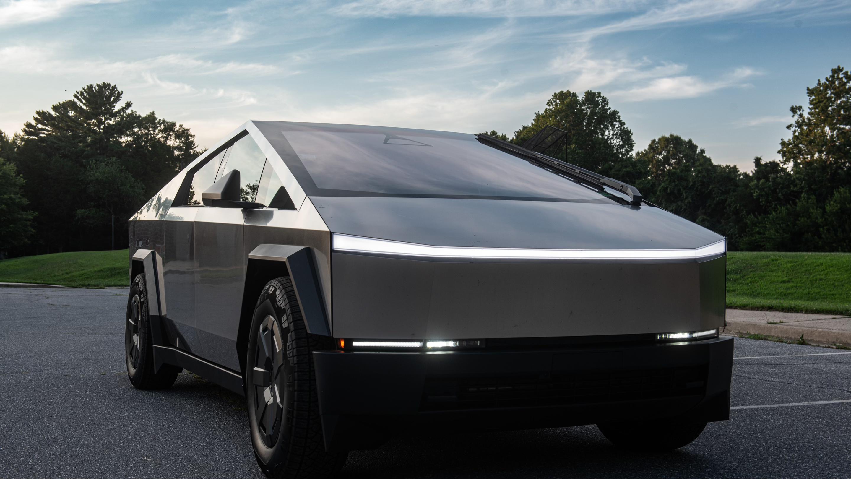 Tesla Cybertruck 2025 in Rockville, MD