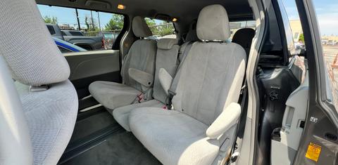 Toyota Sienna 2013