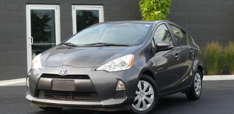 Toyota Prius c 2014