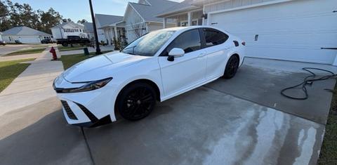 Toyota Camry Hybrid 2025