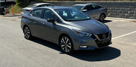 Nissan Versa 2020