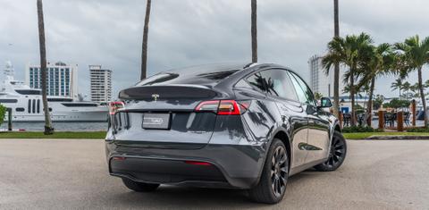 Tesla Model Y 2022