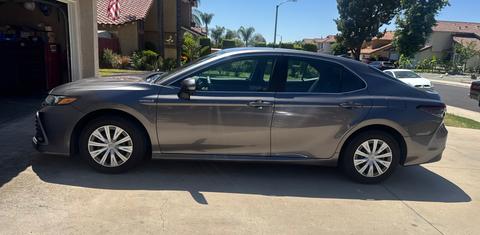 Toyota Camry Hybrid 2021