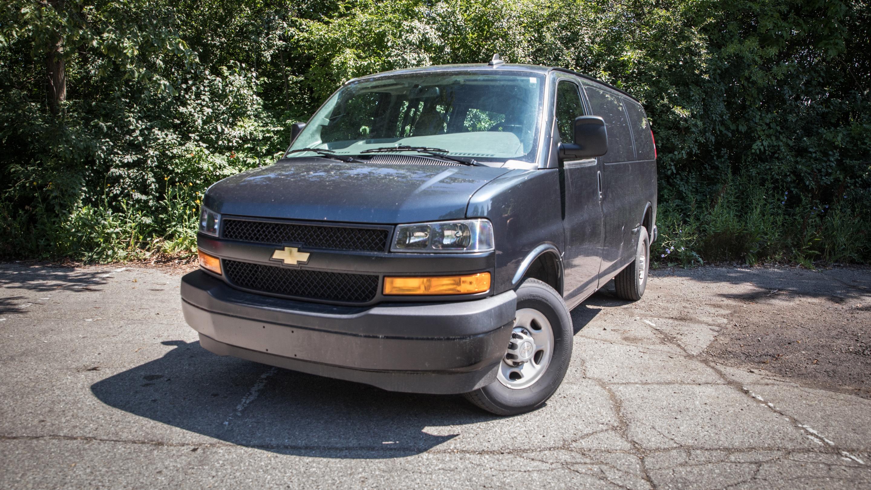 Chevrolet Express 3500 2020 in 