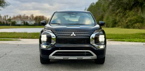 Mitsubishi Outlander 2024