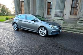 Vauxhall Astra 2018 in Edinburgh
