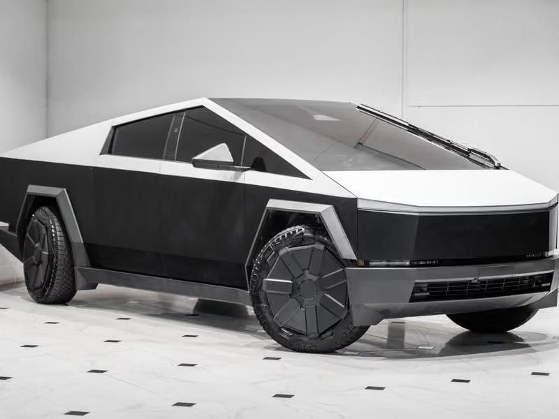 Tesla Cybertruck 2024 in Potomac, MD